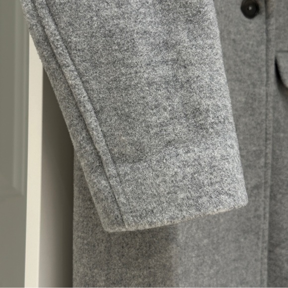 Aritzia Coat - Picture 6 of 8